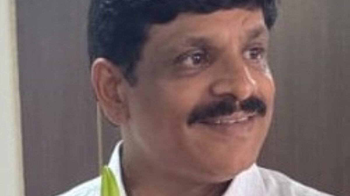 Bengaluru Commissioner urges traders to dispose of waste responsibly during Dasara